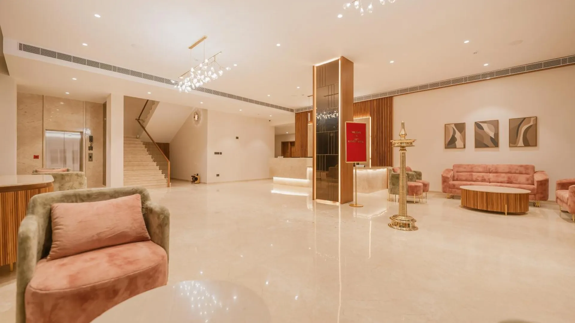 Loft Business Hotel Kochi
